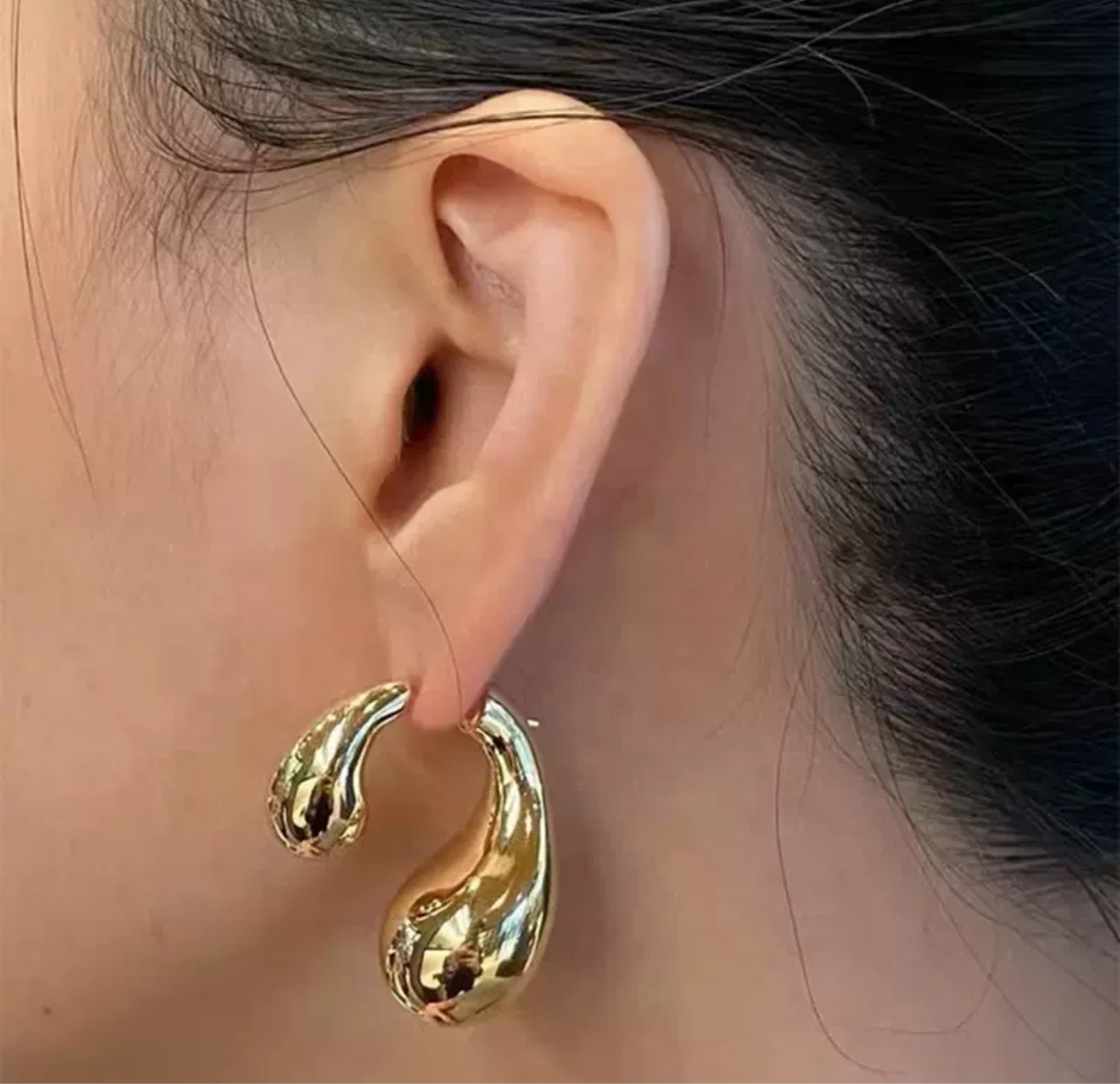 Fluid Medium Earrings